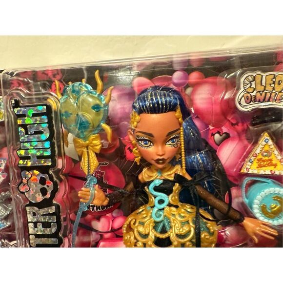 2025 Monster High Scary Sweet Birthday Fashion Doll Set of 4 In Hand NWT - Picture 7 of 14